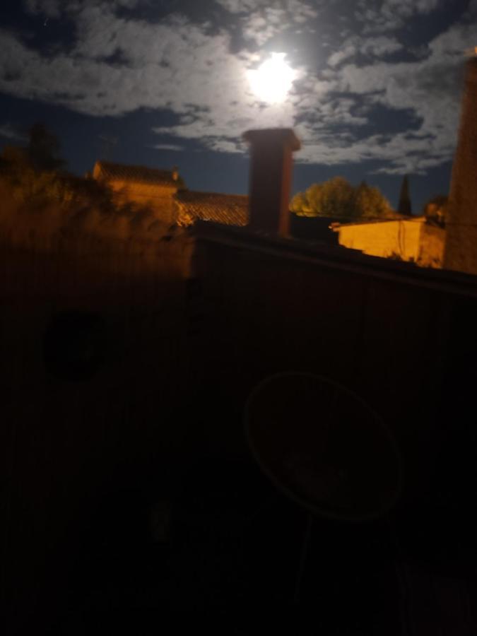 Chambre D'Hote La Petite Maison Du Puits Bollène Exteriör bild
